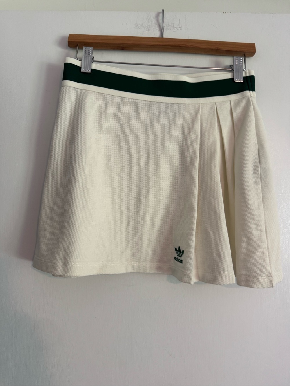 Adidas Cream Tennis Skirt with Dark Green Trim